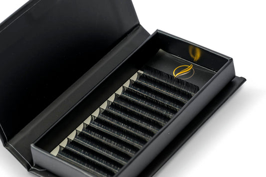 Volume-Lashnovo-lashes-extensions-4-wimpers